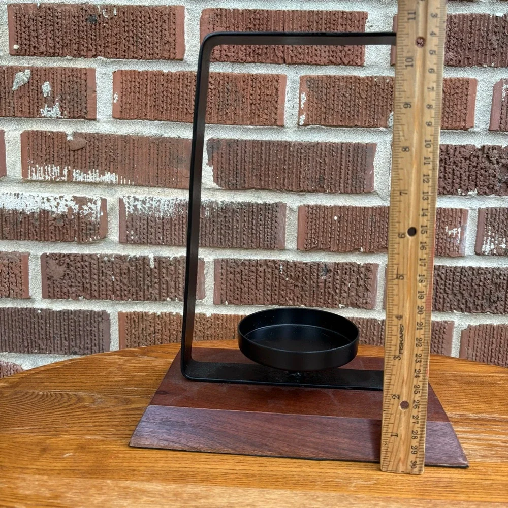 N/A metal pillar